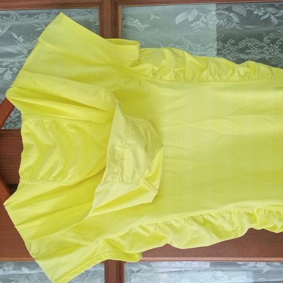MPG neon yellow athletic top size xs - Picture 8 of 8